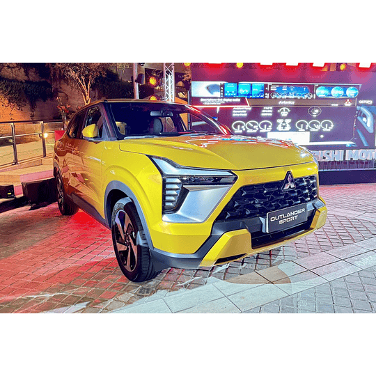 (Mitsubishi Outlander Sport 2025+) Pisos Rígidos Calce Perfecto Tipo Bandeja Antiderrame