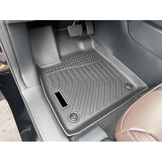 (Honda Pilot 2023-2026+) Pisos Rígidos Calce Perfecto Tipo Bandeja Antiderrame (1era+2da+3era Fila de Asientos)