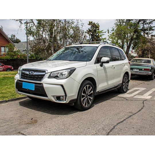 (Subaru Forester 2014-2018) Pisos Rígidos Calce Perfecto Tipo Bandeja Antiderrame