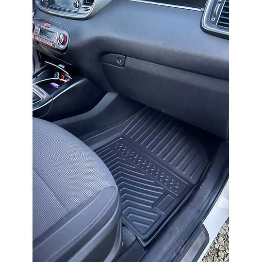 (Kia Sorento del 2015-2020) Pisos Rígidos Calce Perfecto Tipo Bandeja Antiderrame (1era+2da+3era Fila de Asientos)