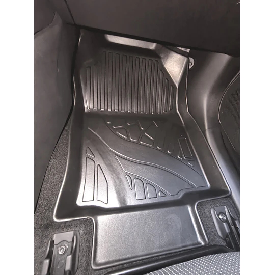 (Toyota Rav4 2026+) Pisos Rígidos Calce Perfecto Tipo Bandeja Antiderrame