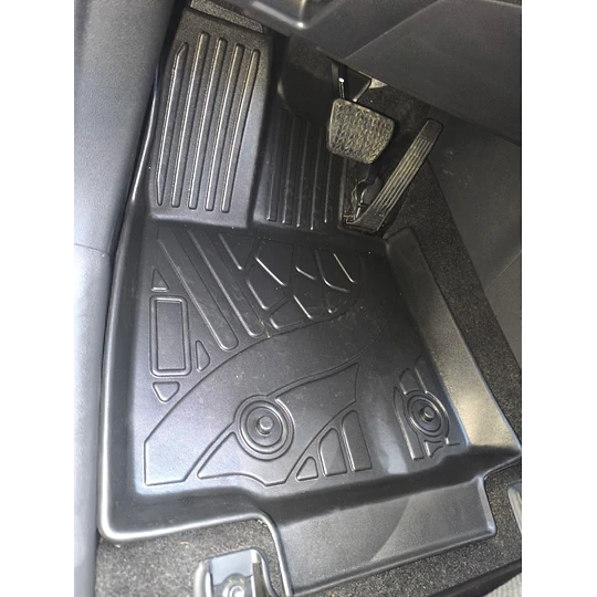 (Toyota Rav4 2026+) Pisos Rígidos Calce Perfecto Tipo Bandeja Antiderrame