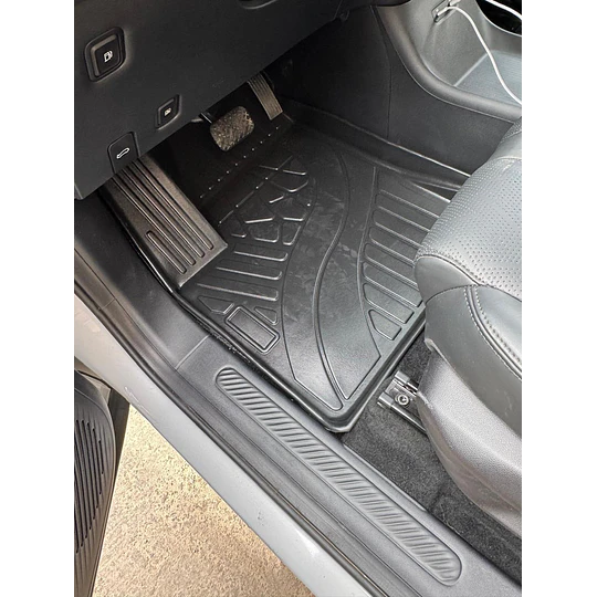 (Chevrolet Captiva PHEV/EV 2026+) Pisos Rígidos Calce Perfecto Tipo Bandeja Antiderrame