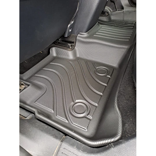 (Nissan Qashqai 2023+) Pisos Rígidos Calce Perfecto Tipo Bandeja Antiderrame