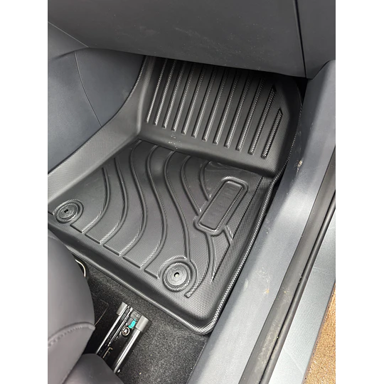(Geely EX5 EM-i Hibrido 2026+) Pisos Rígidos Calce Perfecto Tipo Bandeja Antiderrame