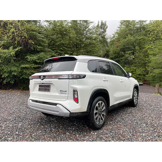(Suzuki Grand Vitara 2023-2026) Pisos Rígidos Calce Perfecto Tipo Bandeja Antiderrame