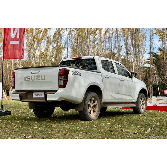 (Isuzu Dmax 2026) Pisos Rígidos Calce Perfecto Tipo Bandeja Antiderrame