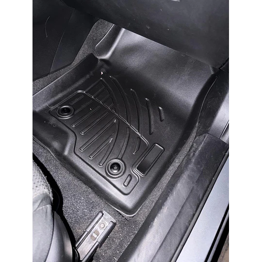 (Mazda 3 del 2014-2018) Pisos Rígidos Calce Perfecto Tipo Bandeja Antiderrame