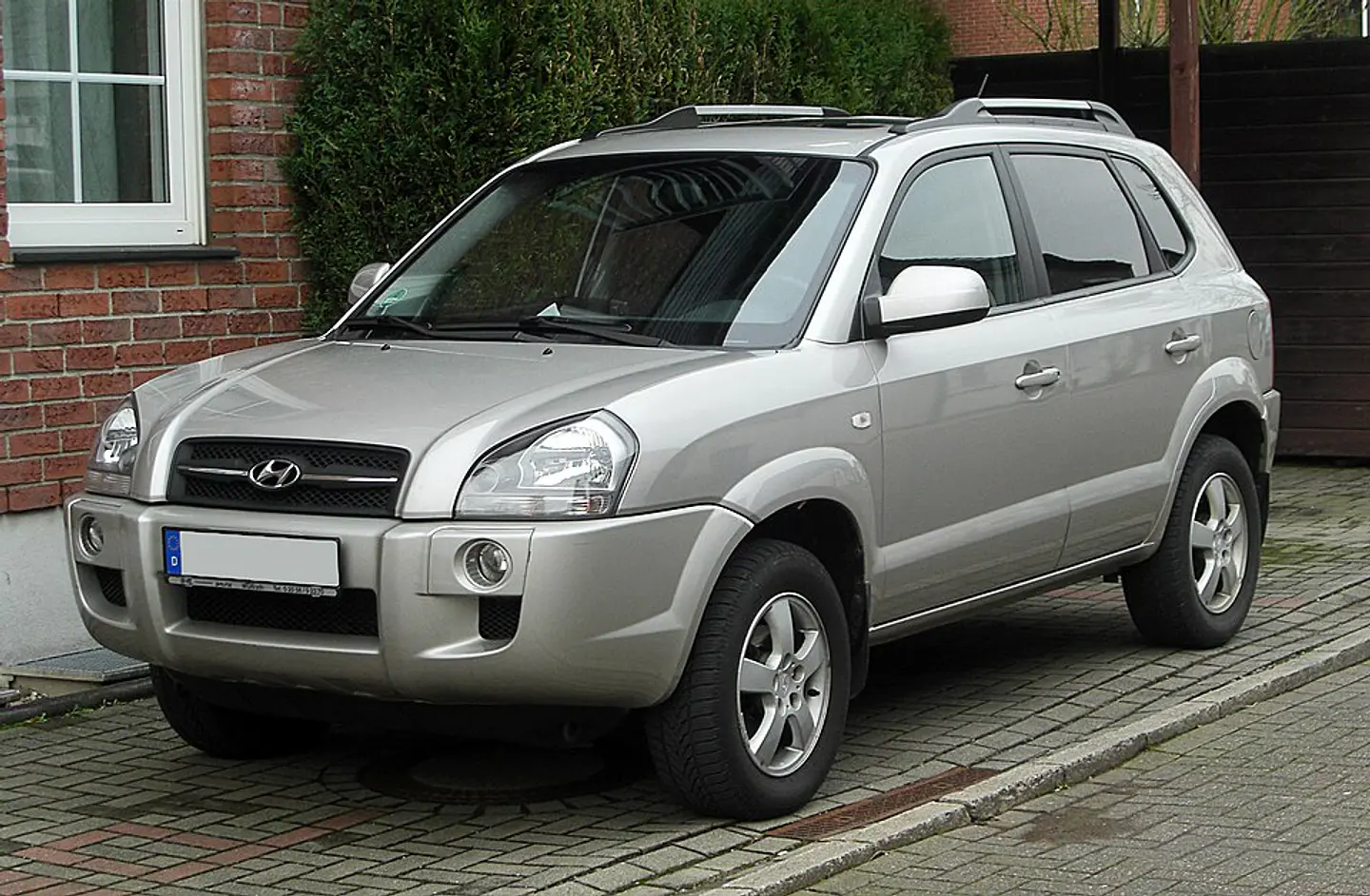 Manual de Taller Digital en Español Hyundai Tucson JM 2004–2009 | Descarga Inmediata, 2.0 CRDi, 2.7 V6, Gasolina, Diesel, 4x4 y Reparación Completa 1