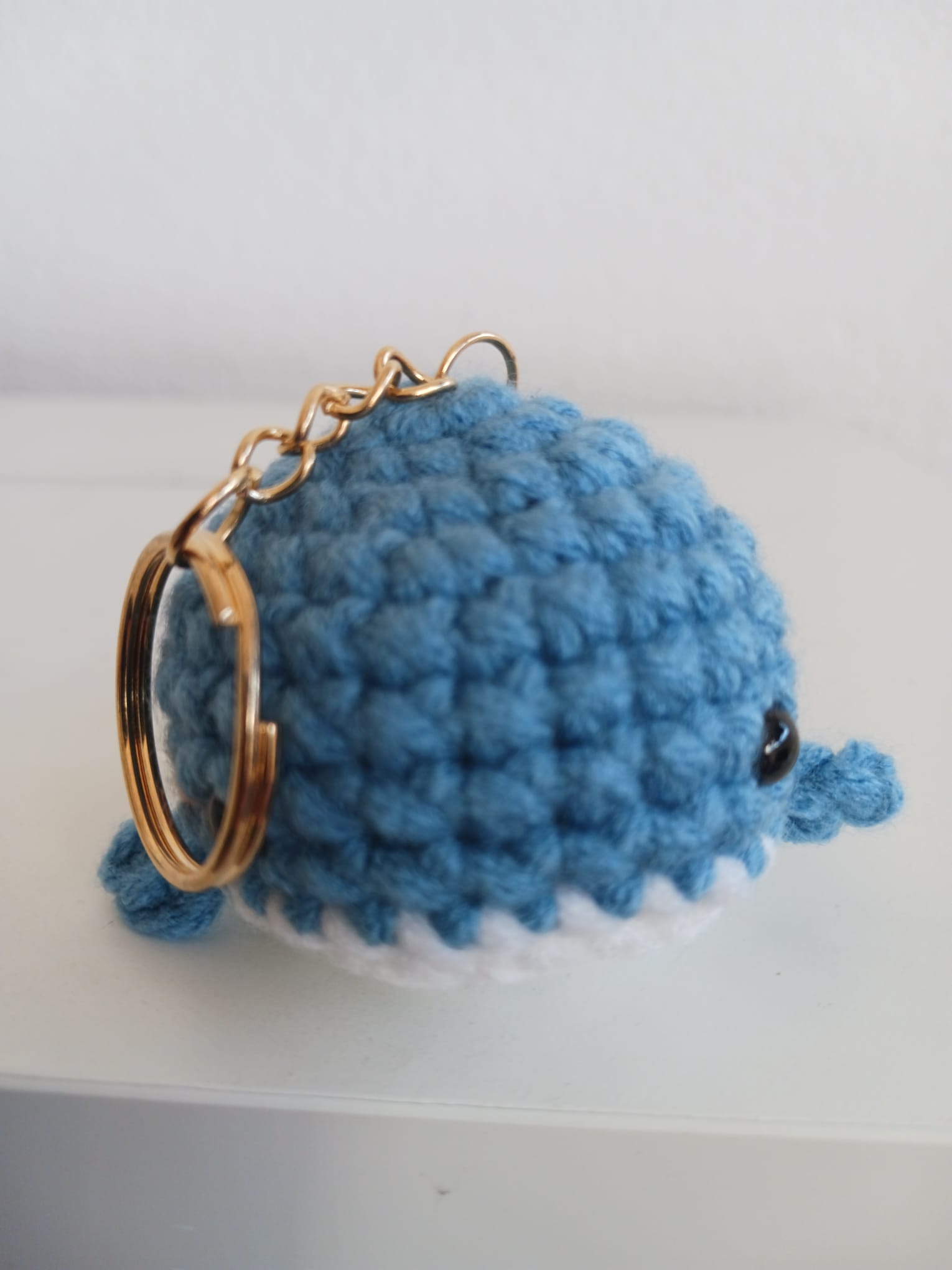 Porta Chaves , Baleia  de crochê azul, fabrico próprio  1