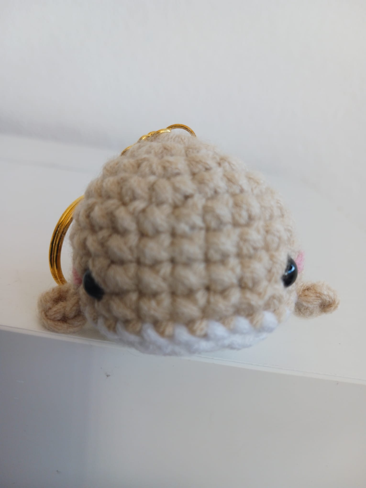 Porta chaves, Baleia de crochê cor creme , fabrico próprio 2