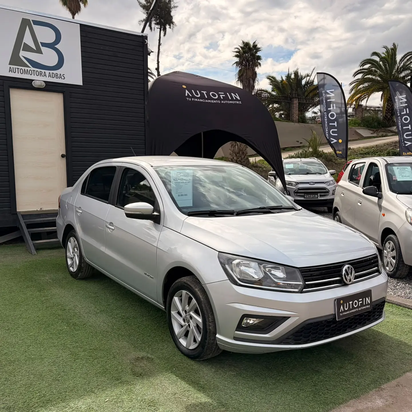 Volkswagen Voyage 2023 1