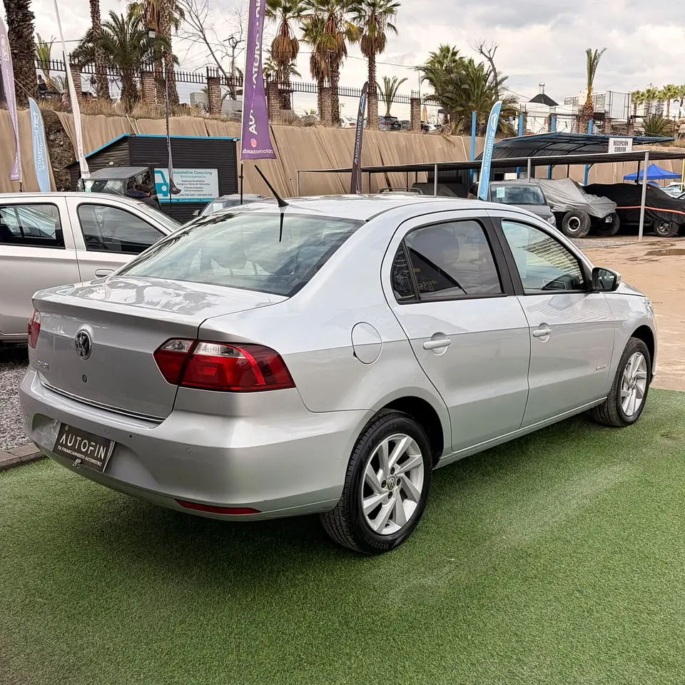 Volkswagen Voyage 2023 6