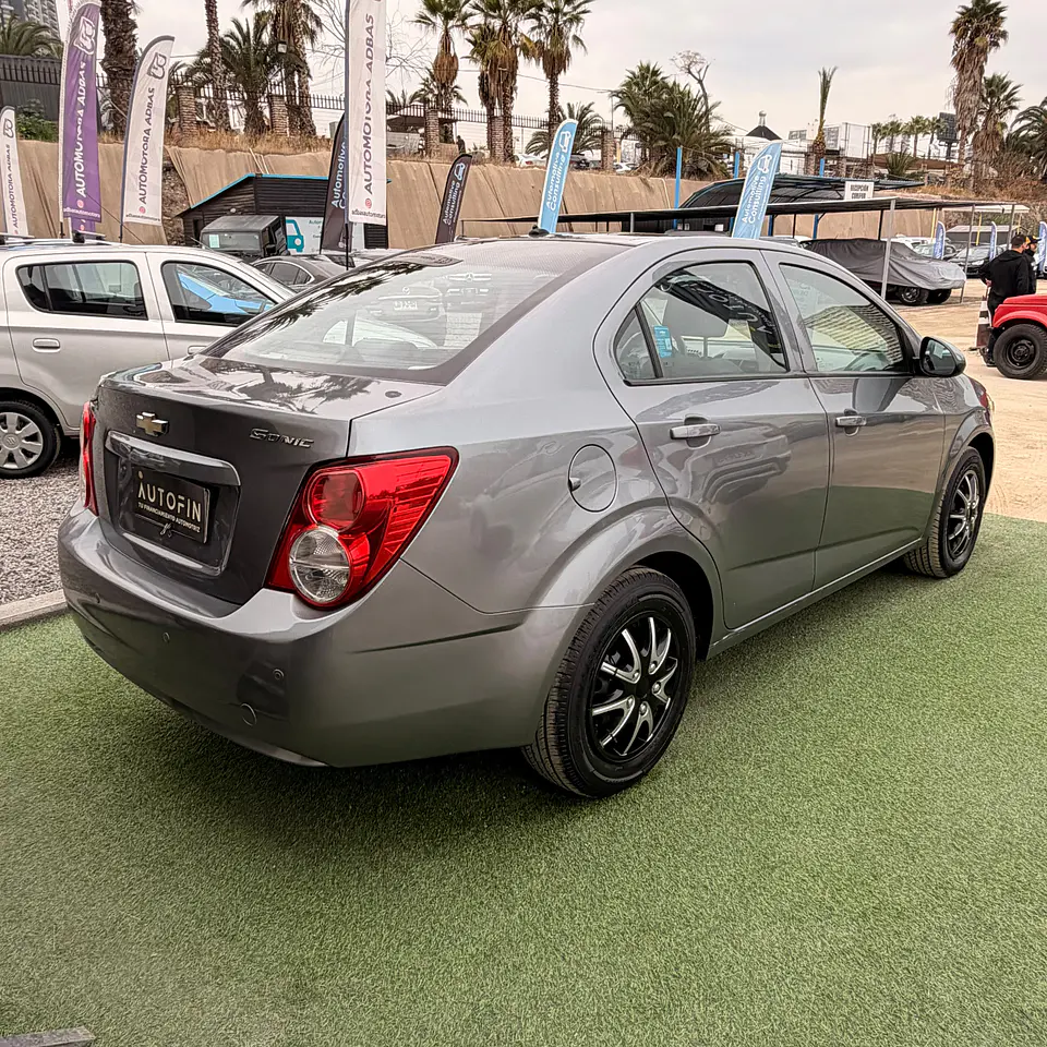 Chevrolet Sonic II LT 2014 2