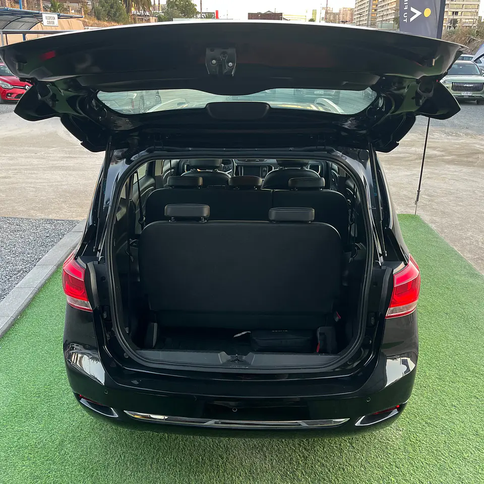 Chevrolet Spin LTZ PREMIER 2024 10
