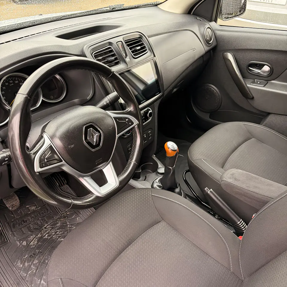 Renault Symbol  2018 9