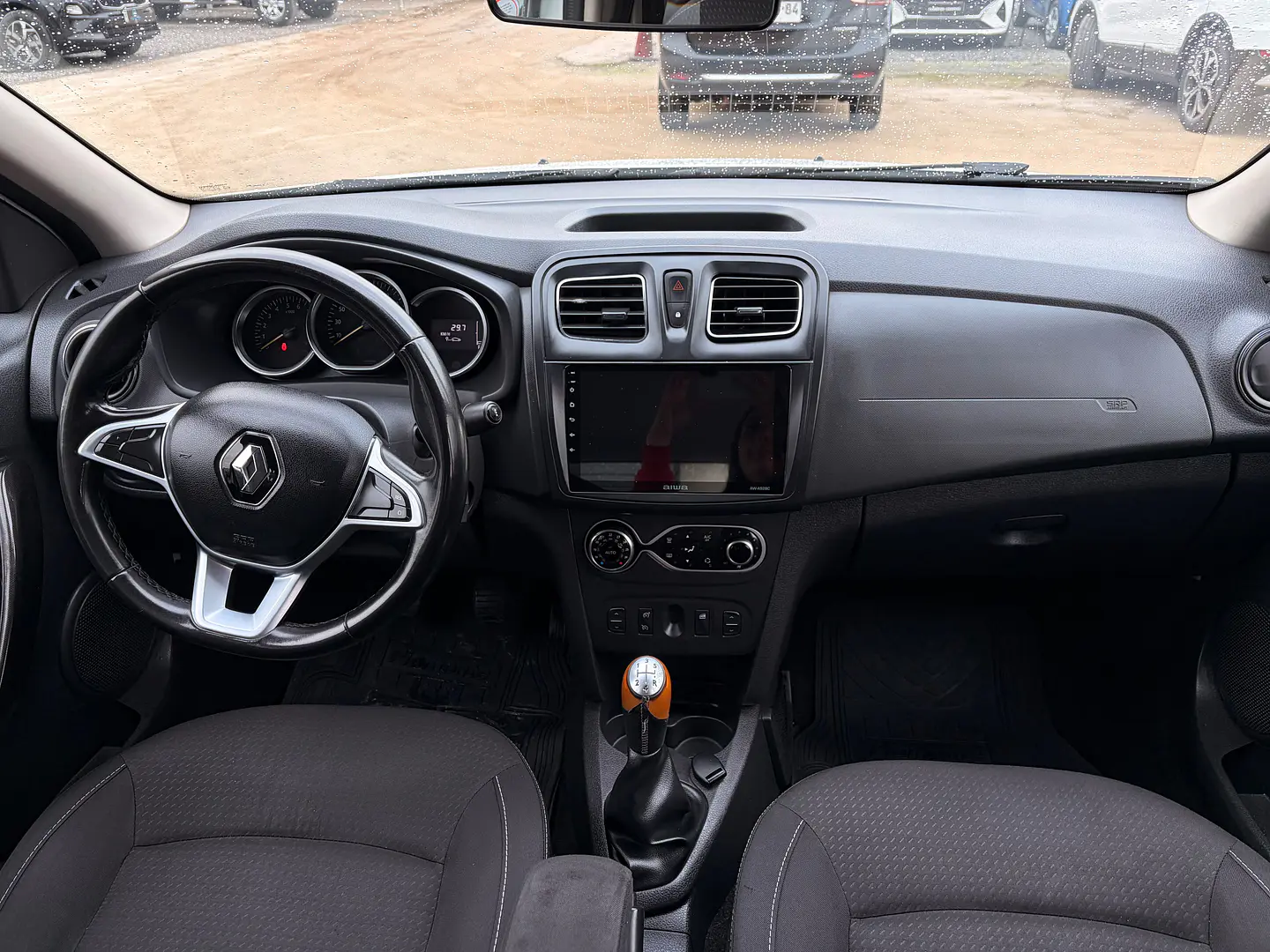 Renault Symbol  2018 11