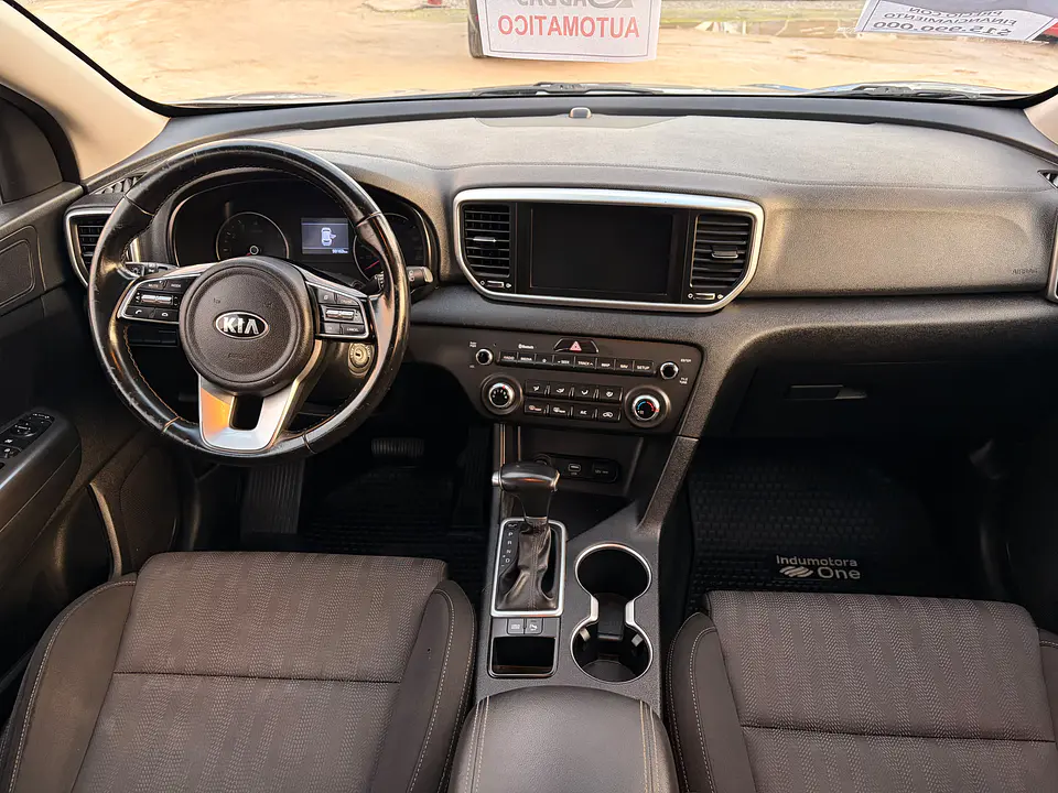Kia Sportage 2021 Automática  10