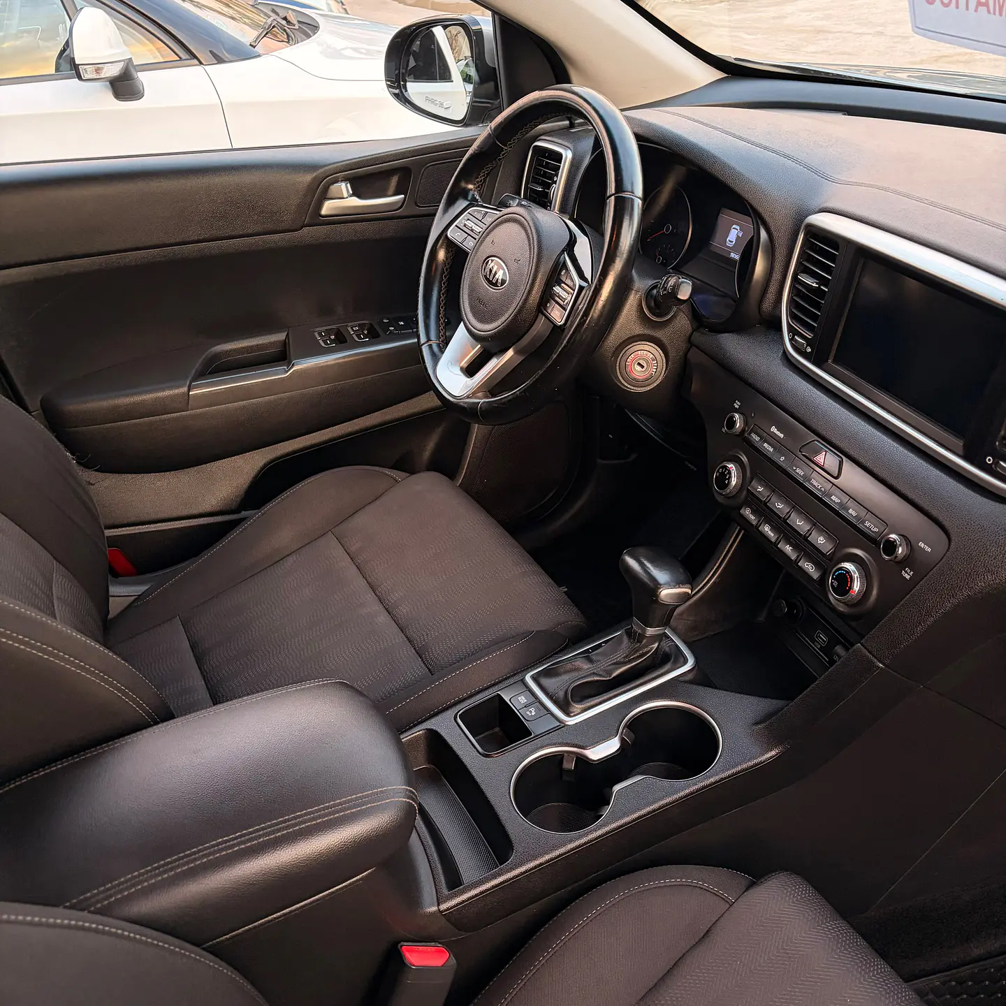 Kia Sportage 2021 Automática  11