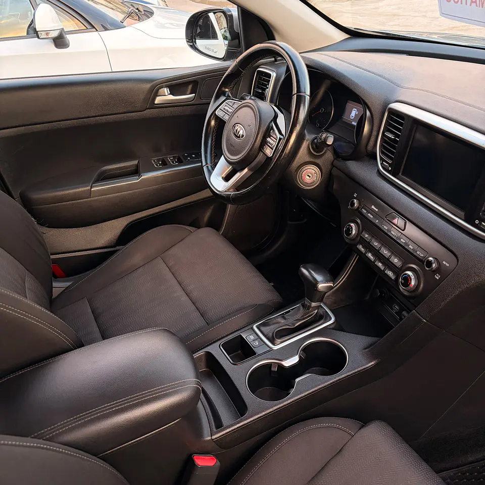 Kia Sportage 2021 Automática  11