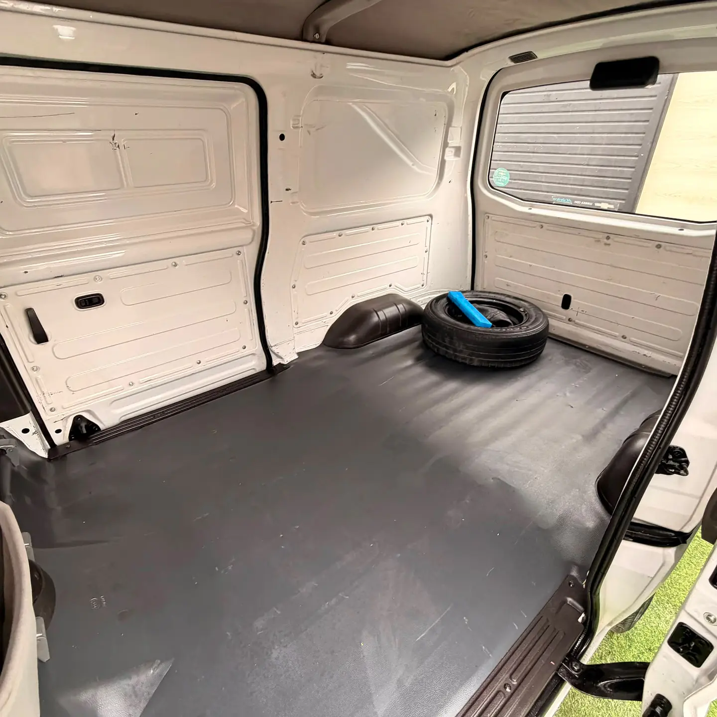 Chevrolet N300 Max 2019 8