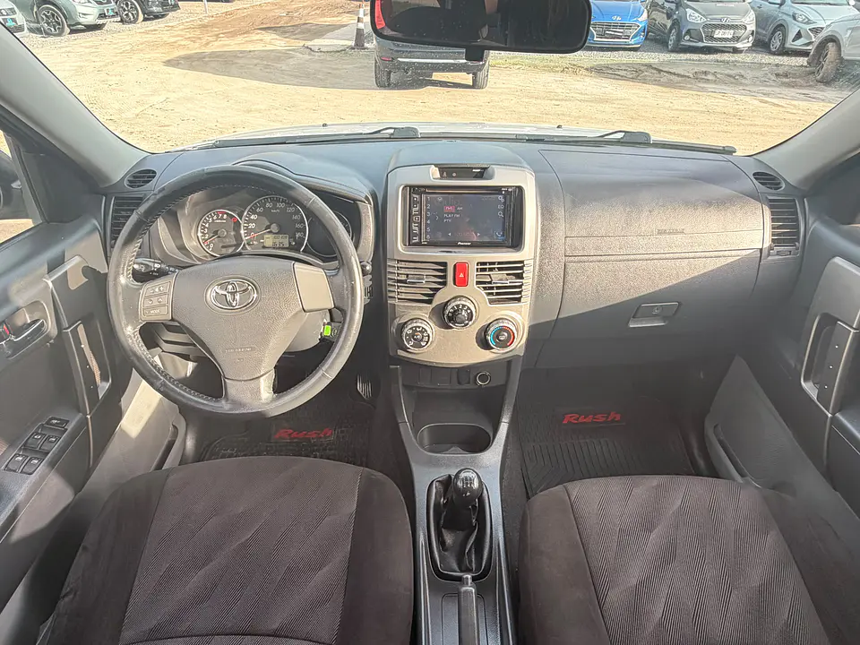 Toyota Rush 2017 9