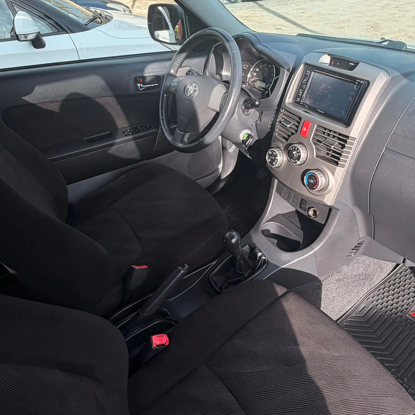 Toyota Rush 2017 10