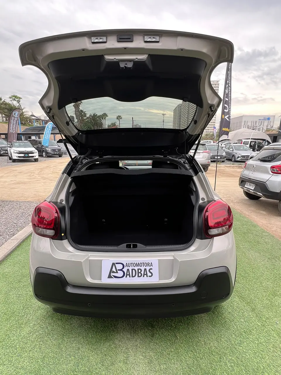 Citroen C3 2021 1.2 AT  9