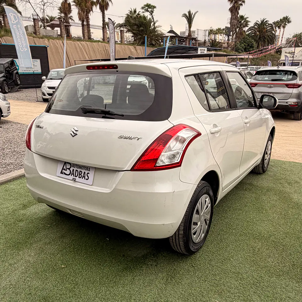 Suzuki Swift GL 2015 2