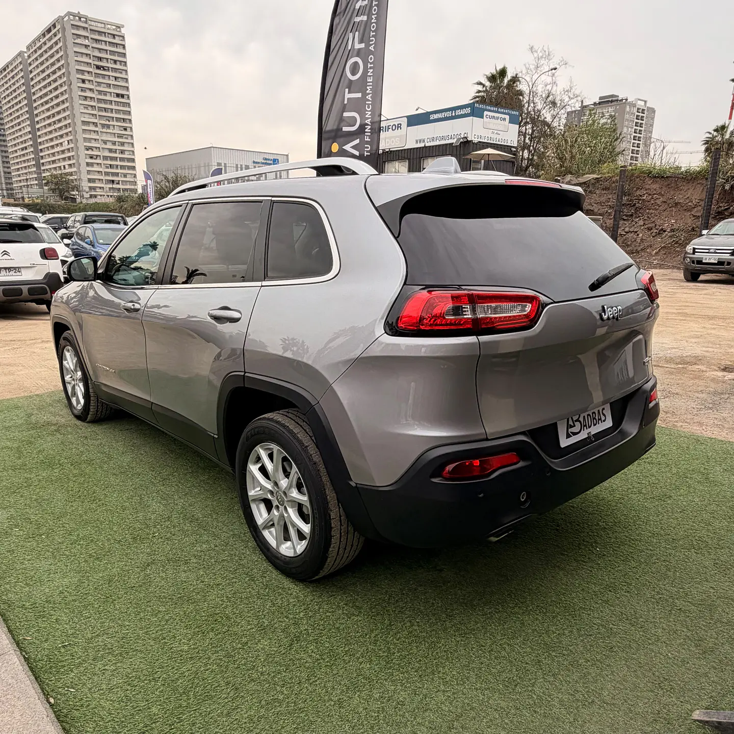 Jeep Cherokee 2017 4