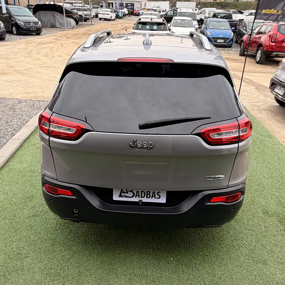Jeep Cherokee 2017 8