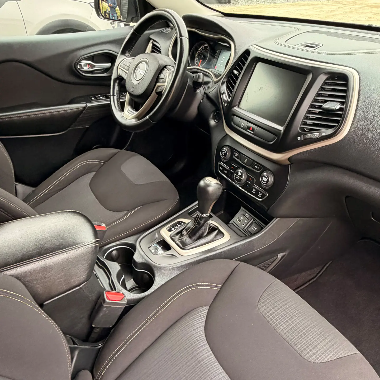 Jeep Cherokee 2017 10