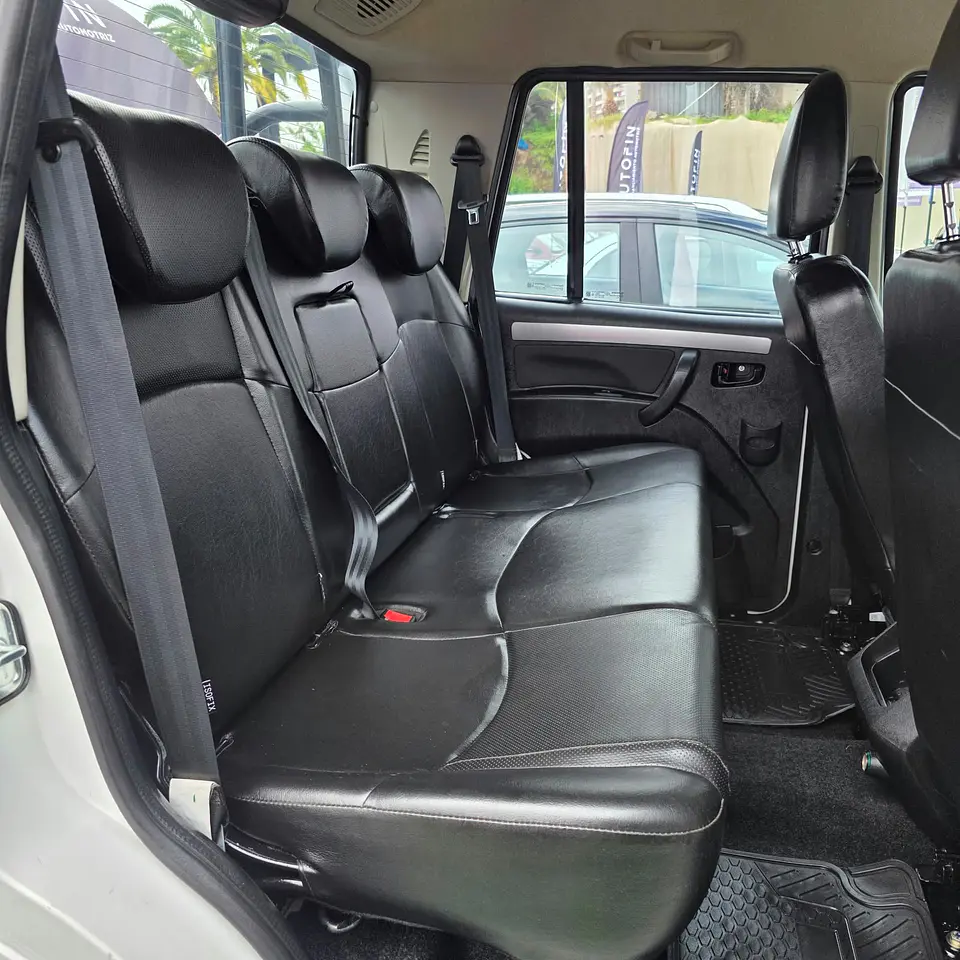 Mahindra PIK UP CRDE 2023 15