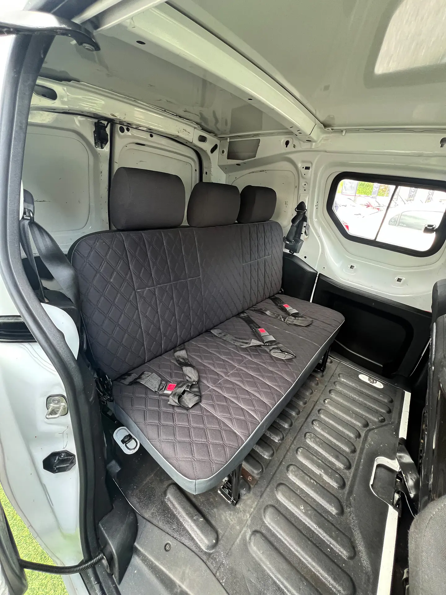 Peugeot Partner 2018 10