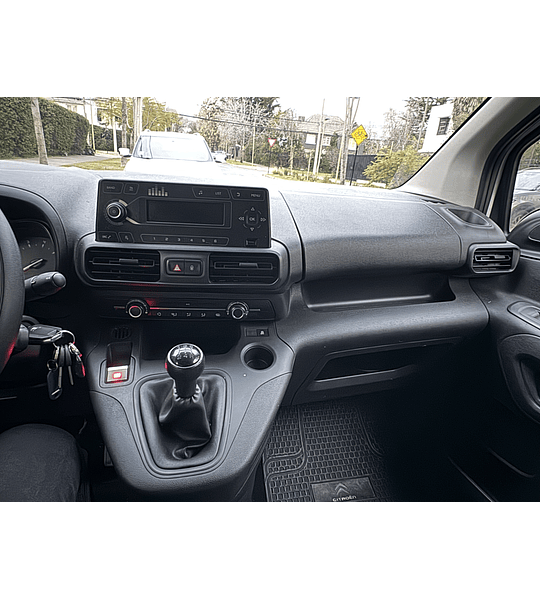 CITROËN BERLINGO XL 1.6 HDI AÑO 2021  - 