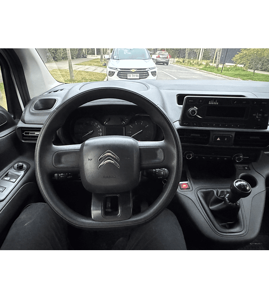 CITROËN BERLINGO XL 1.6 HDI AÑO 2021  - 