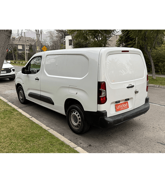 CITROËN BERLINGO XL 1.6 HDI AÑO 2021  - 