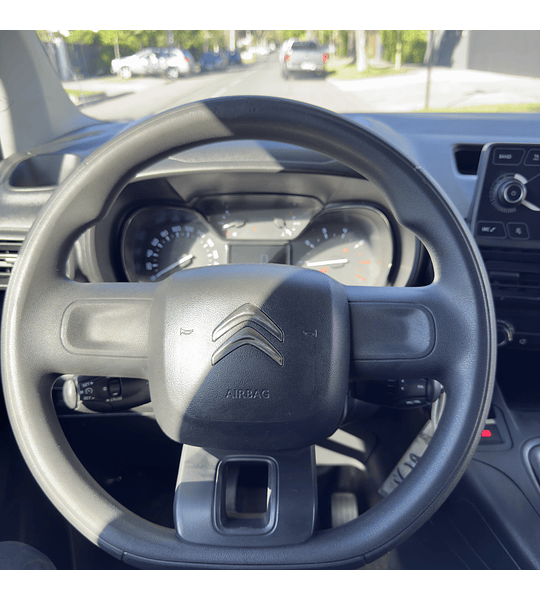 CITROËN BERLINGO XL 1.6 HDI AÑO 2021 - 