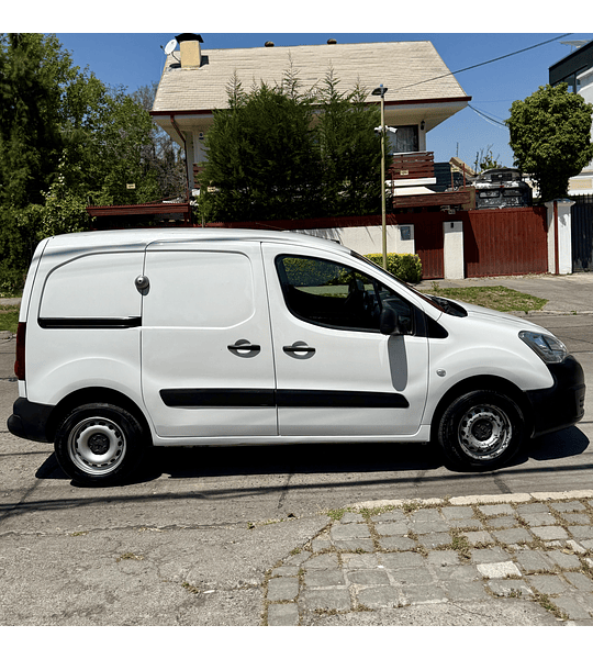 PEUGEOT PARTNER L1 1.6 HDI AÑO 2019 - 
