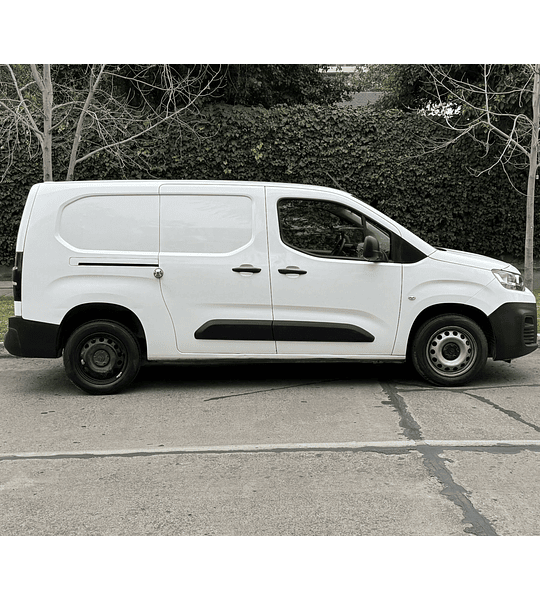 CITROËN BERLINGO XL 1.6 HDI AÑO 2021  - 