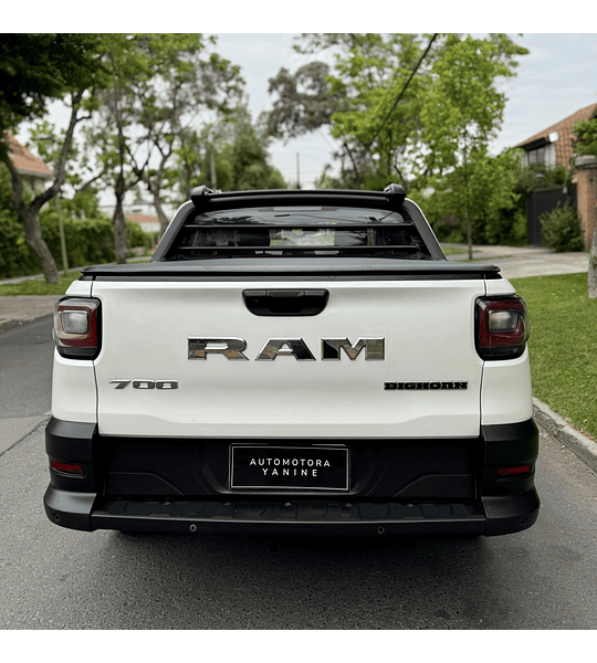 RAM 700 BIGHORN 1.4 CVT AÑO 2021 - 