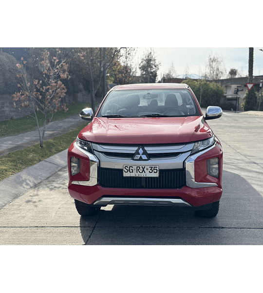 MITSUBISHI L200 CRT 2.4D 4X4 AÑO 2021 - 