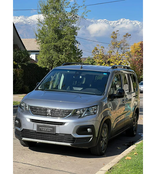 PEUGEOT RIFTER 1.5 HDI 2023 AUTOMÁTICA  - 