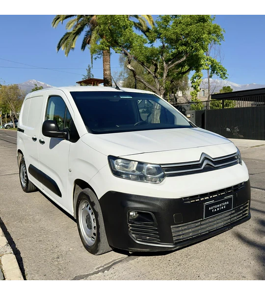 CITROËN BERLINGO K9 1.6 HDI 2021 5MT - 