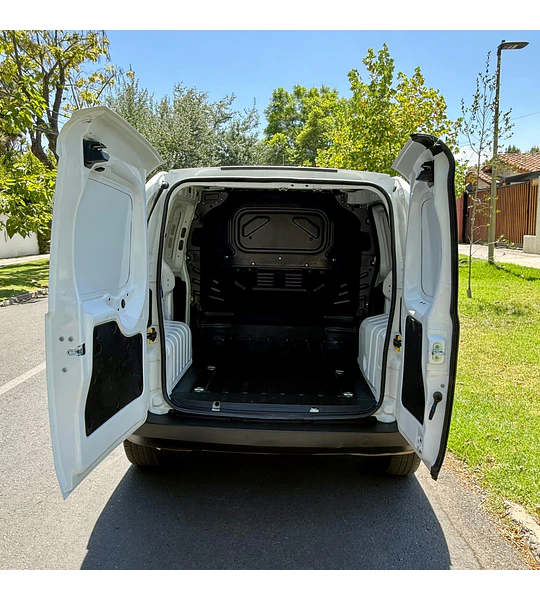 RAM VAN 700 CITY 1.3 DIESEL 2022 5MT - 