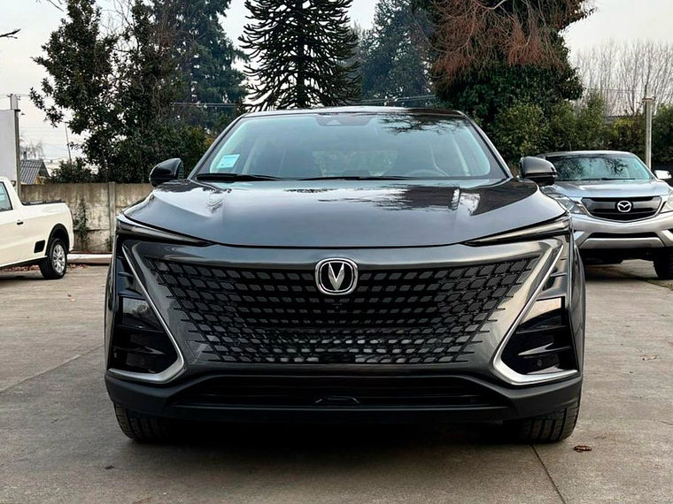 UNI-T ELITE 1.5 AUT / AÑO 2025 / 63 KMS 1