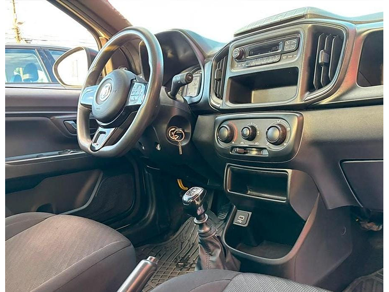 700 SLT CS 1.4 MT / AÑO 2023 / UNICO DUEÑO / 53.829 KMS  5