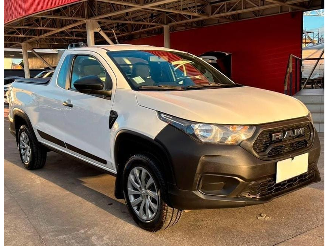 700 SLT CS 1.4 MT / AÑO 2023 / UNICO DUEÑO / 53.829 KMS  4