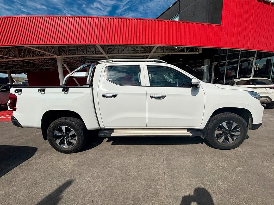 HUNTER LUXURY 4X2 1.9 MT / AÑO 2023 / UNICO DUEÑO / 64.125 KMS  6