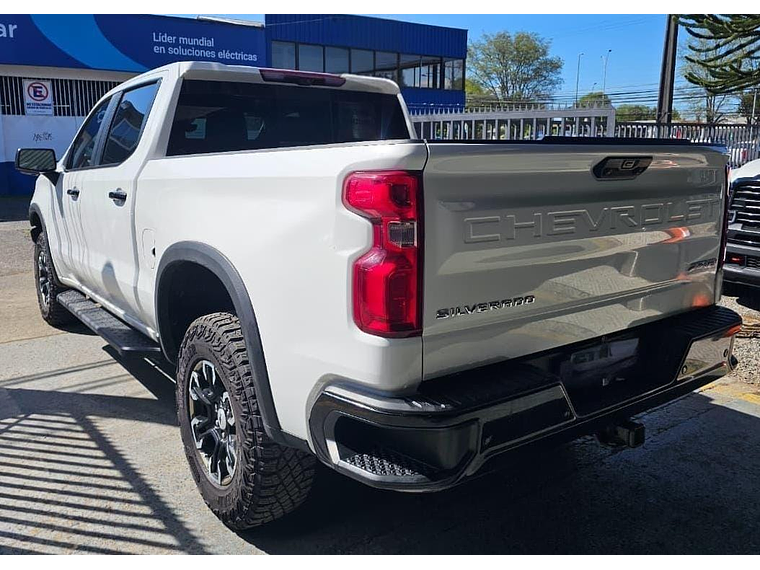 SILVERADO 4X4 6.2 AUT / AÑO 2024 / 25.500 KMS  6